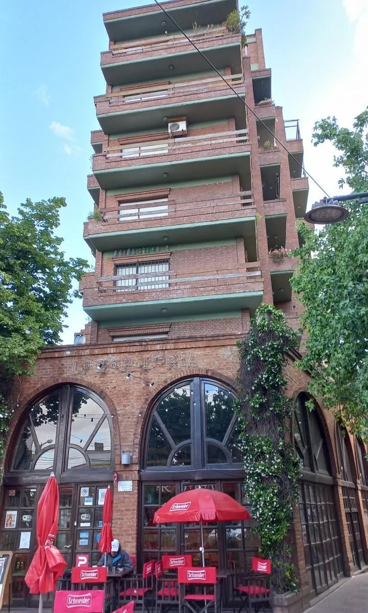 Two-bedroom apartment in Victoria