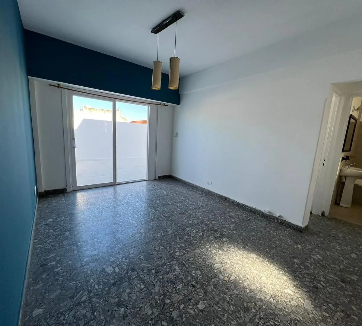 PH de 2 ambientes con patio contrafrente en Vicente López