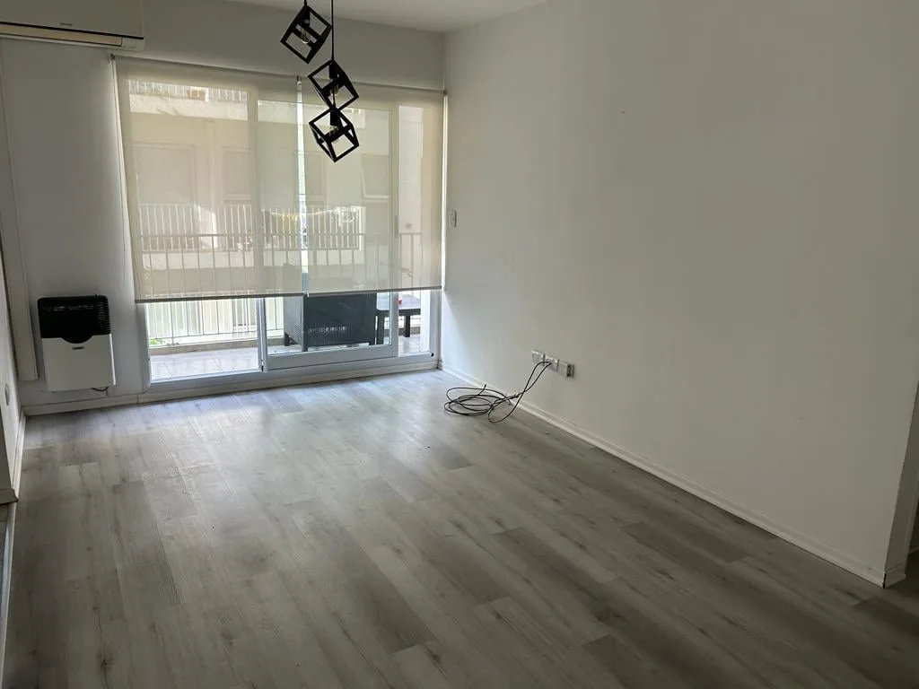 Excelente Departamento de 2 Ambientes en Complejo con Seguridad 24h y Sum