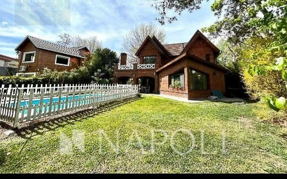 Alquiler de Casa en Saint Thomas Sur, Canning