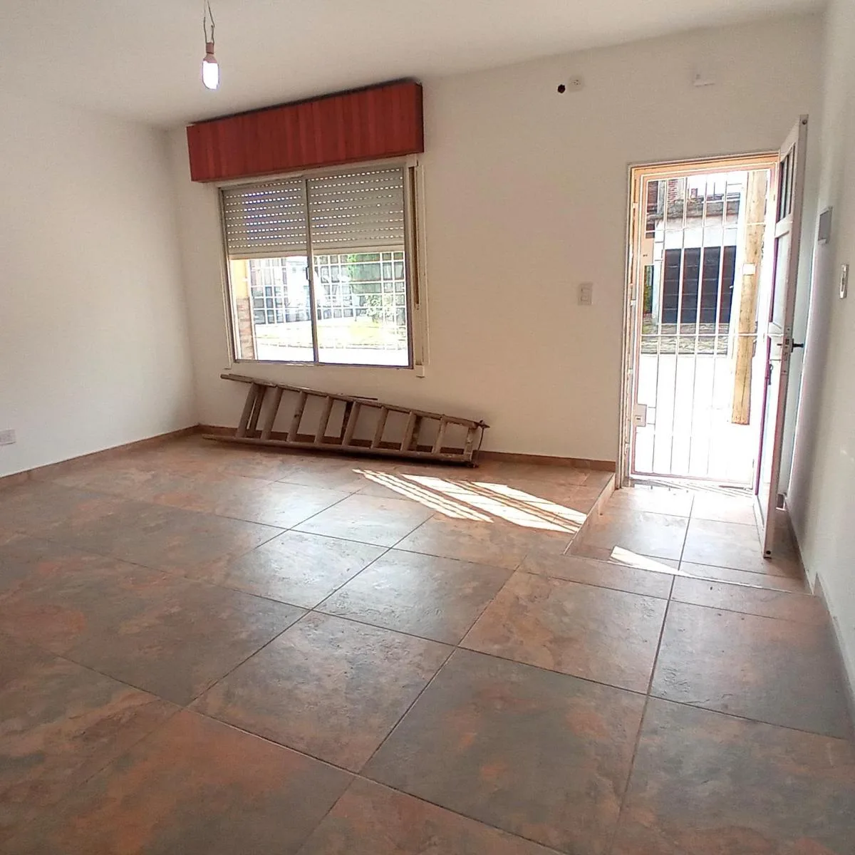 Casa com 1 quarto e pátio em Lanús