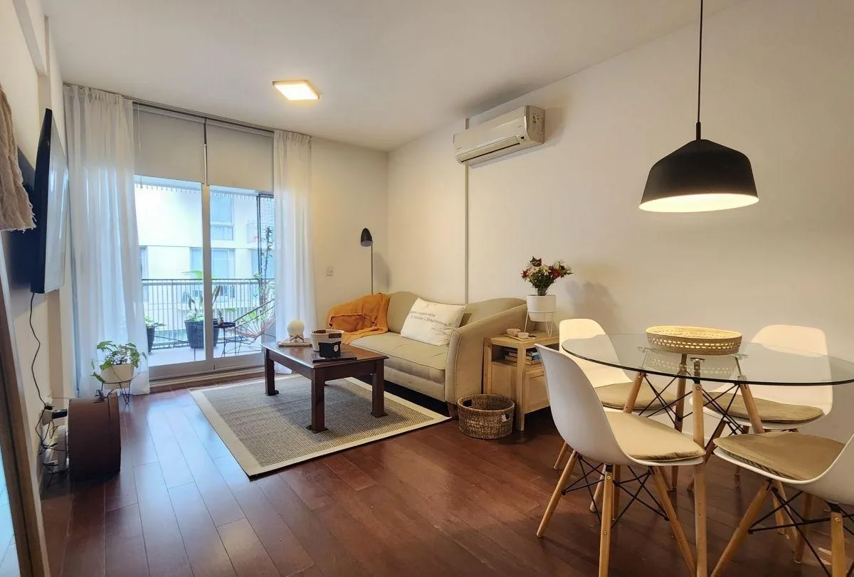 Furnished two-room apartment in Villa Urquiza (DoHo)