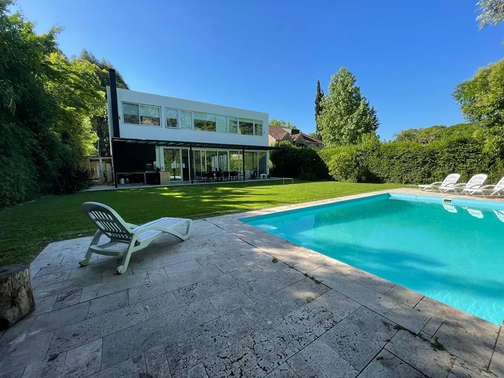 Casa de 4 dormitorios en Boulogne