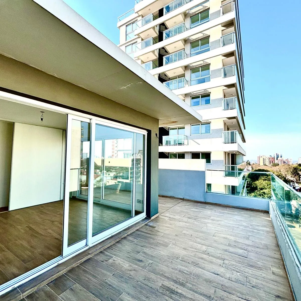 Brand new duplex apartment with 3 bedrooms in Vicente López