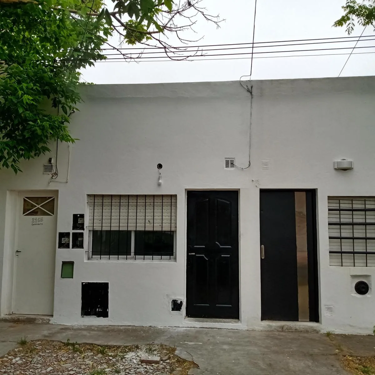 Small studio apartment with private entrance and patio in La Plata