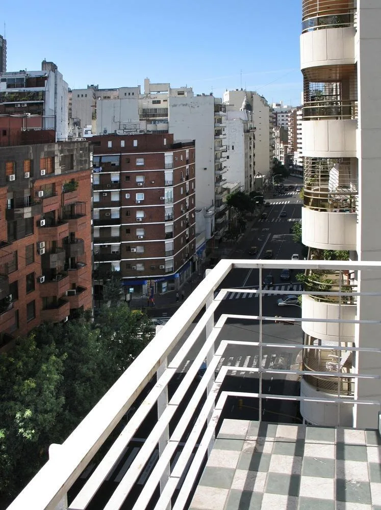 10th floor, 2 front balconies