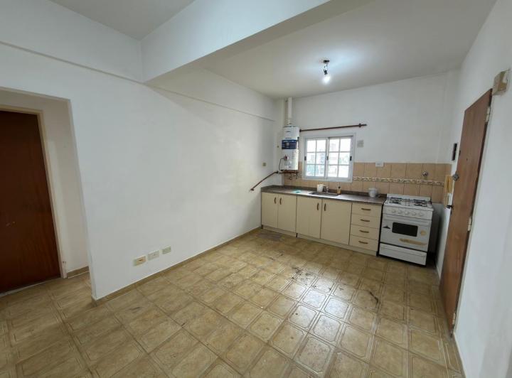 Two-room apartment near Caseros station in Tres de Febrero