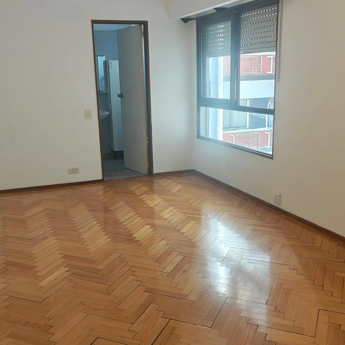 Listing: Studio, Palermo