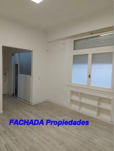 3 Ambientes en Edificio de Estilo 1er X Escalera Luminoso - Av Cramer Al 2100