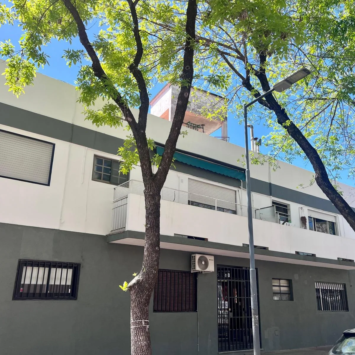 Departamento en Alquiler en Monte Castro