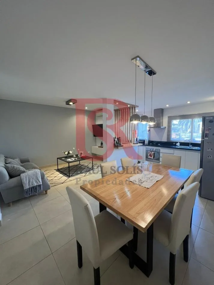 Semipiso de 3 ambientes con balcón en Quilmes