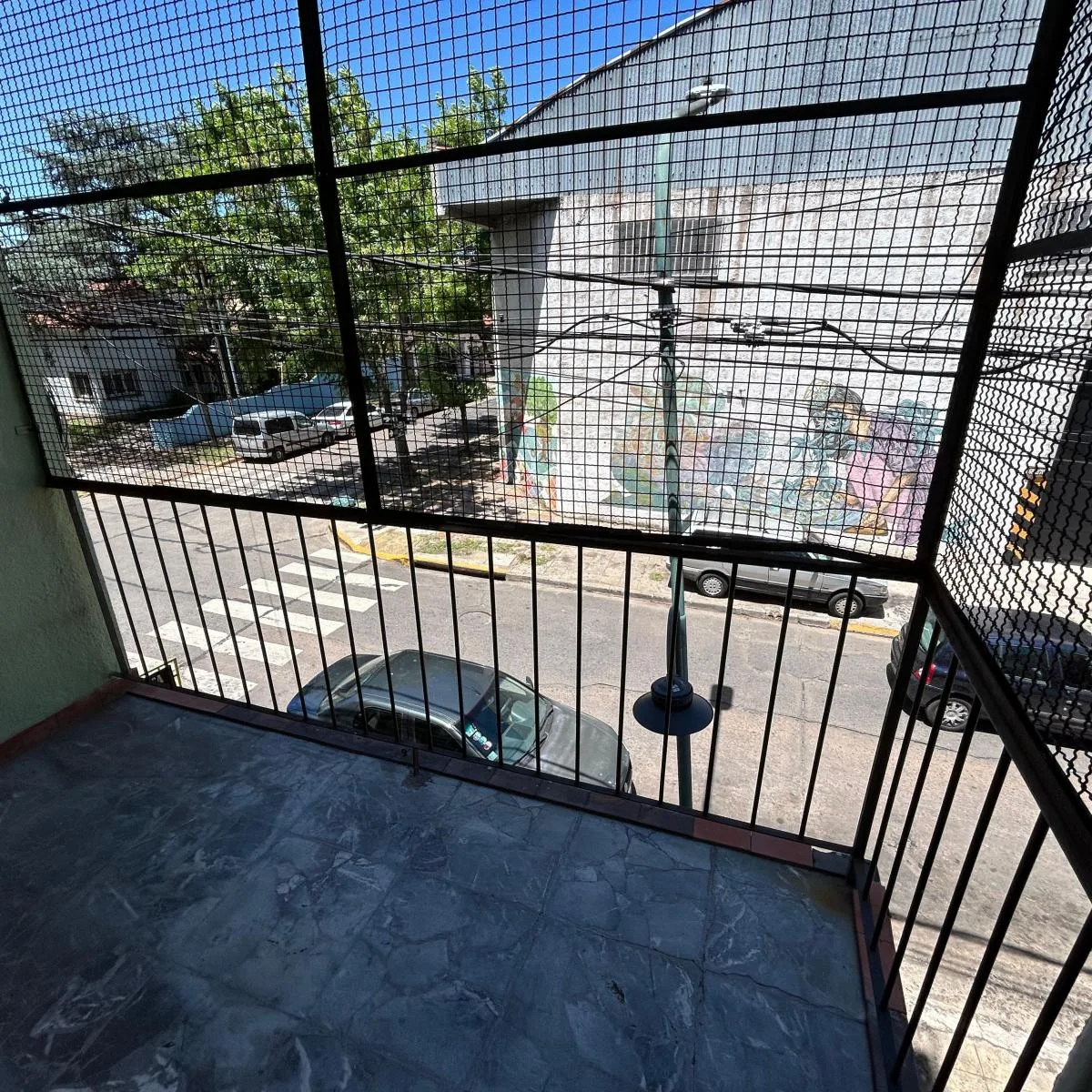 Three-room apartment with balcony and private terrace in Vicente López