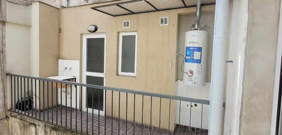 Apartamento de três ambientes em Almagro