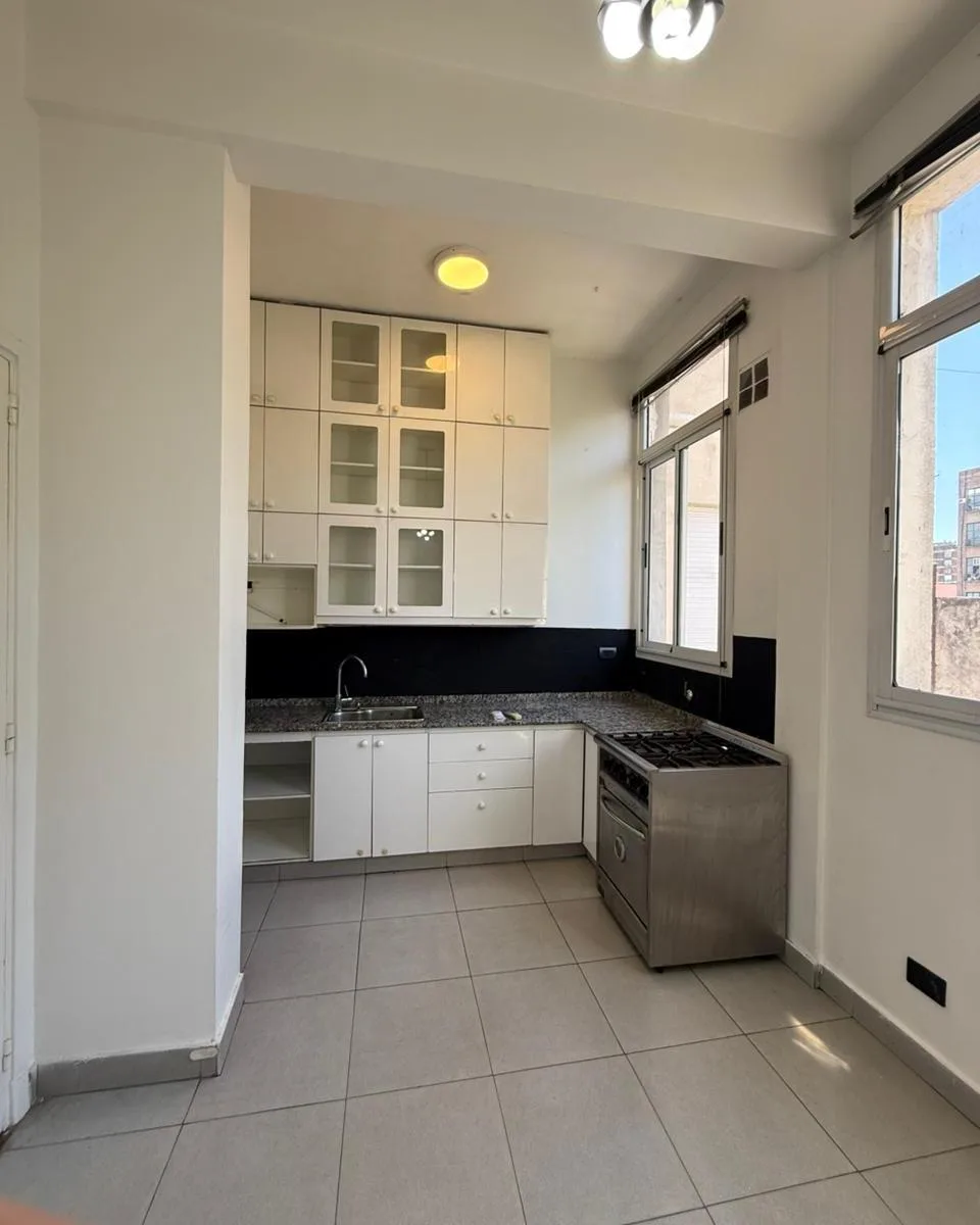 Квартира с 2 спальнями после ремонта в San Telmo