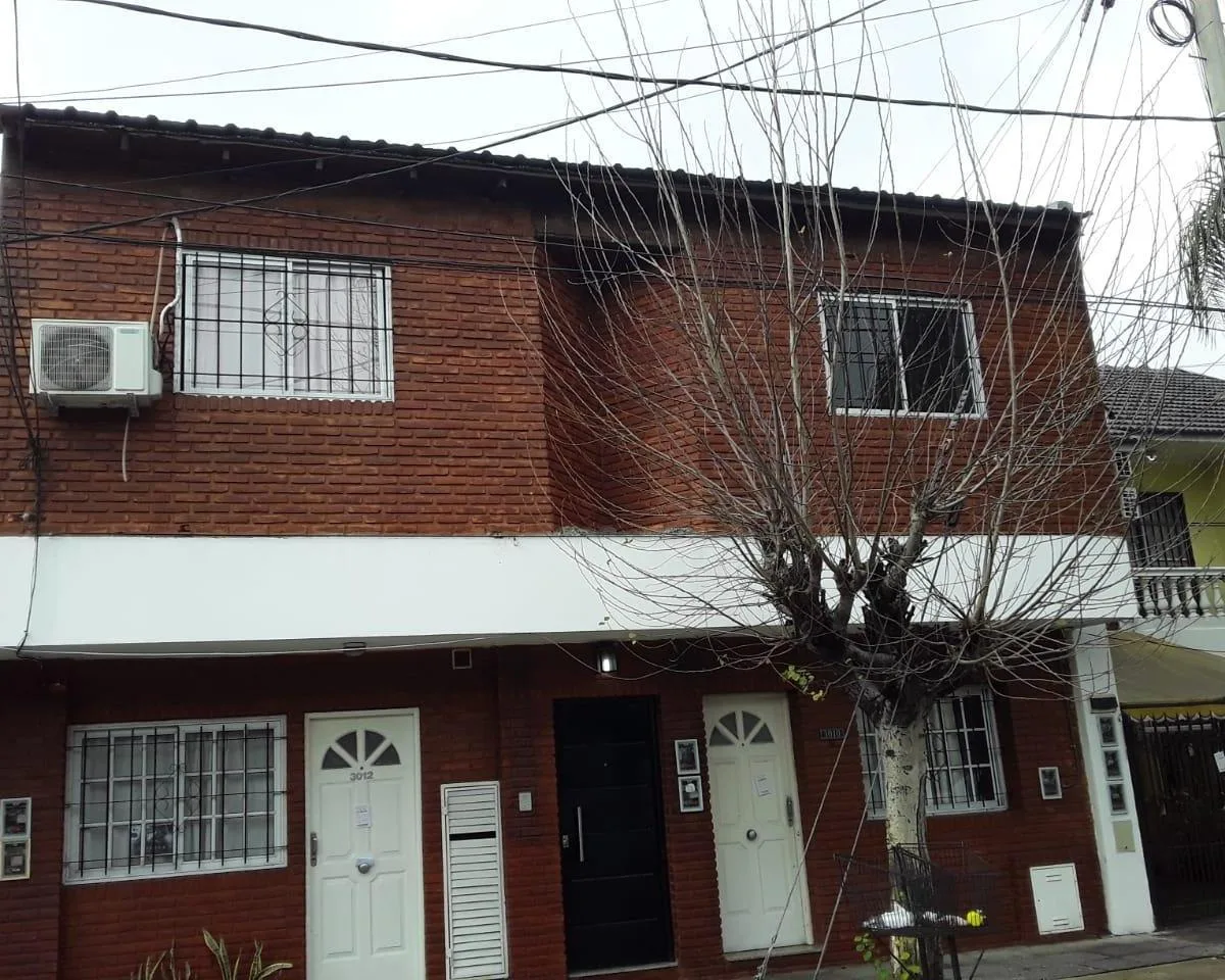 Departamento de 2 ambientes en 1º piso en Villa Luzuriaga