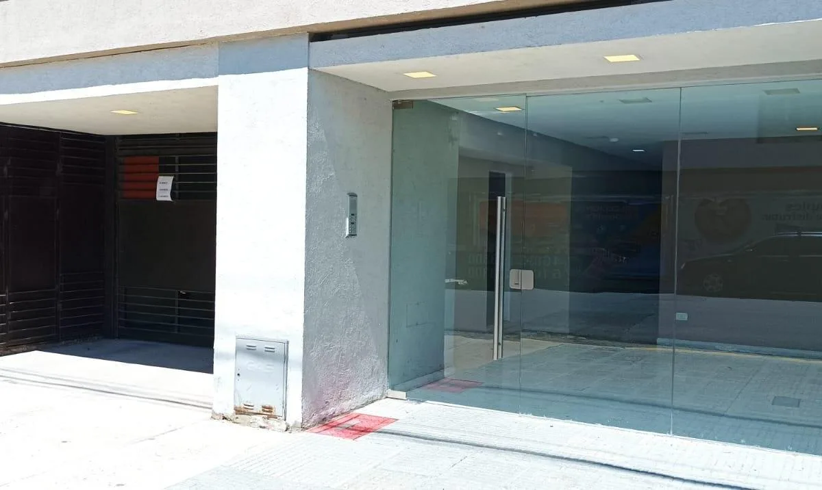 Monoambiente con balcón contrafrente en Villa Luro