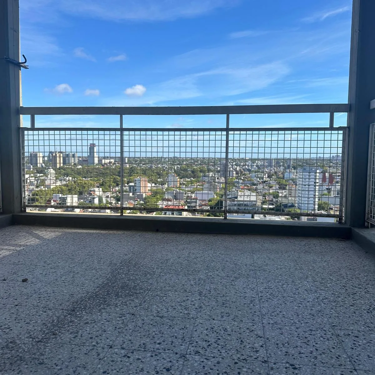 18th floor, river view