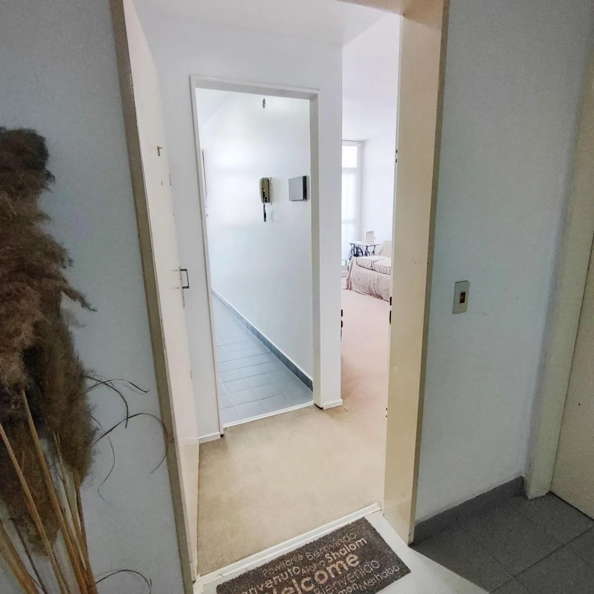 Departamento amoblado de 2 ambientes con balcón en Avellaneda