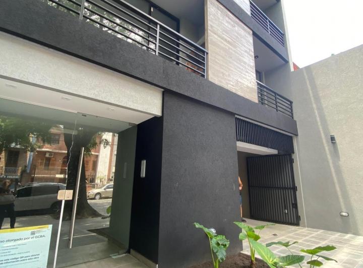 Furnished studio apartment in Flores with balcony and grill