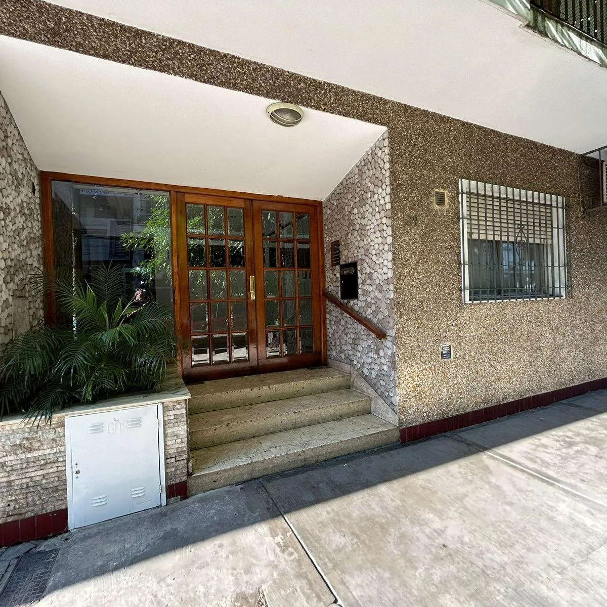 Apartamento de dois ambientes com 1 quarto em Lanús Oeste