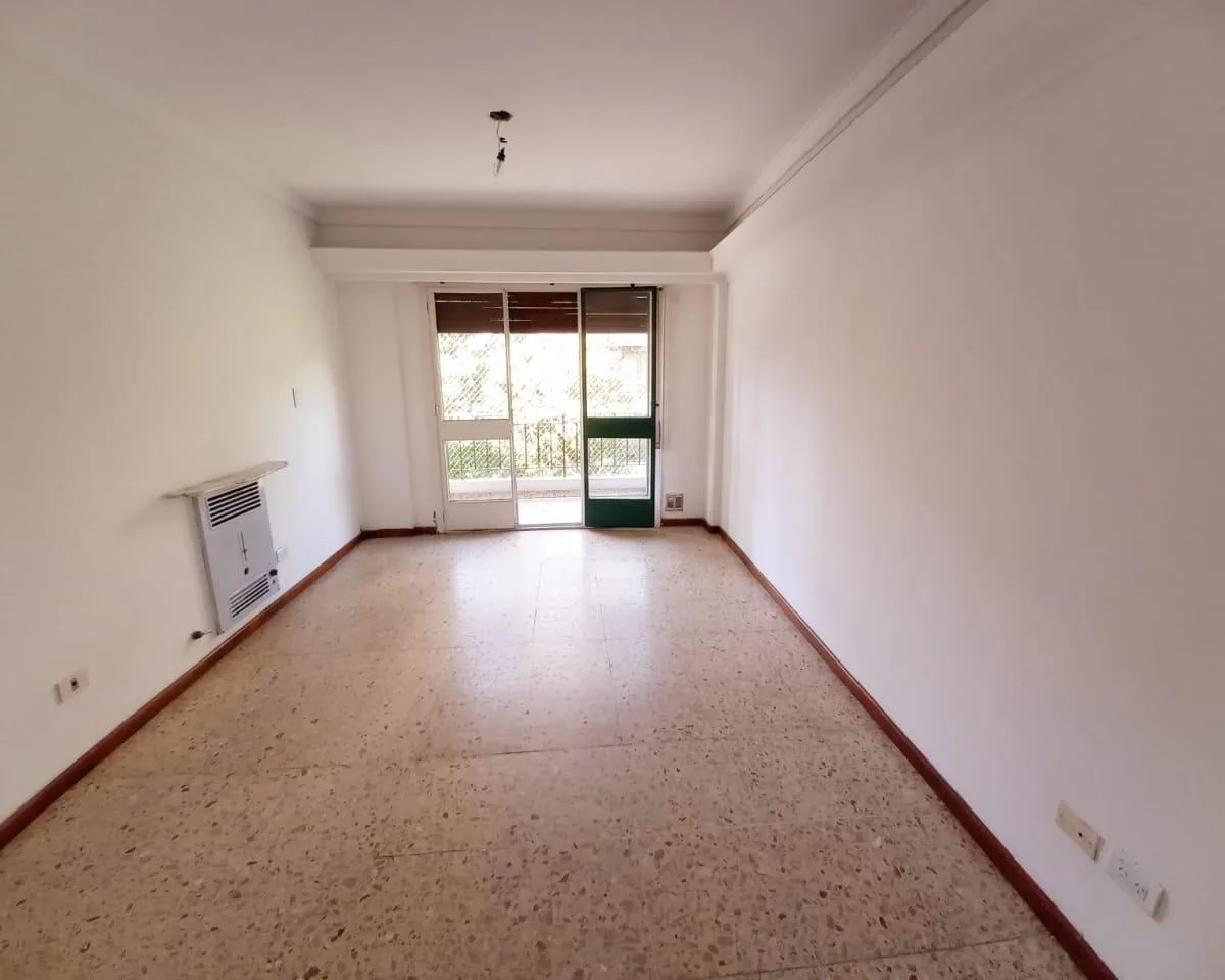 Alquiler Departamento 2 Ambientes con Balcón