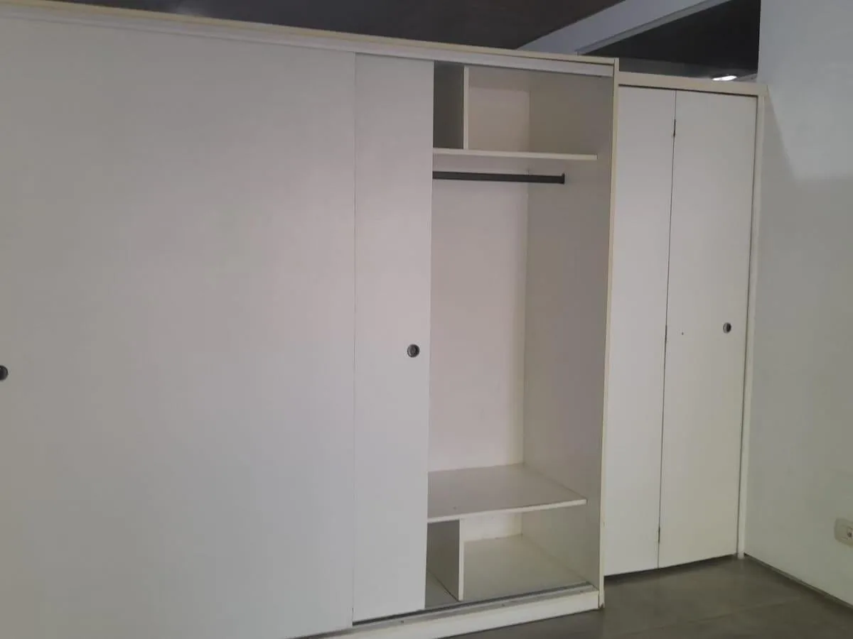 One-bedroom split studio with front-facing balcony in Lanús