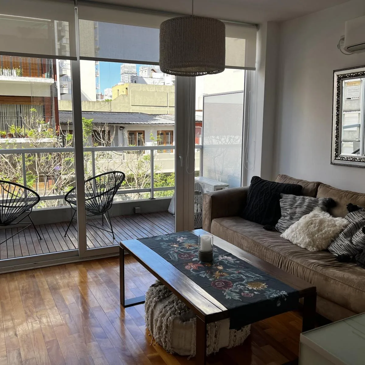 Меблированная квартира с 2 спальнями в Colegiales