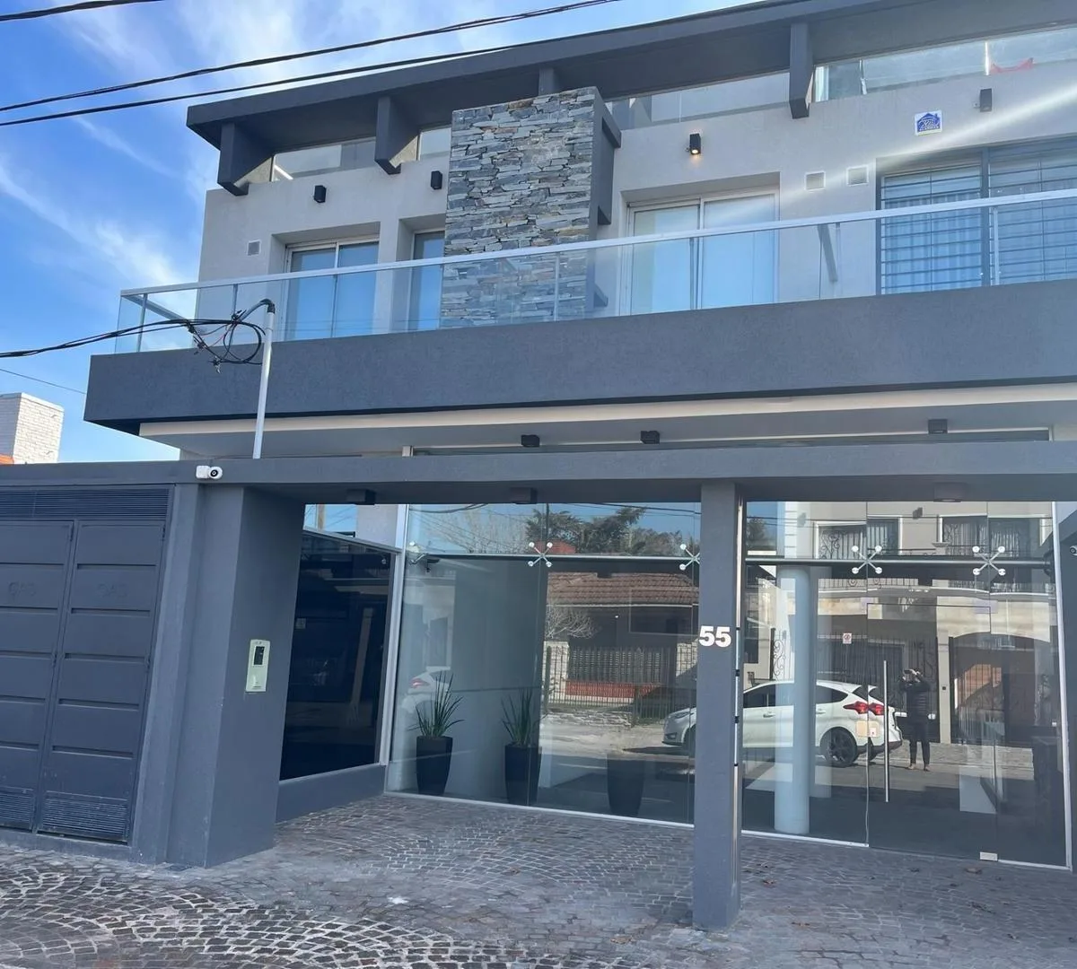 Studio with covered parking