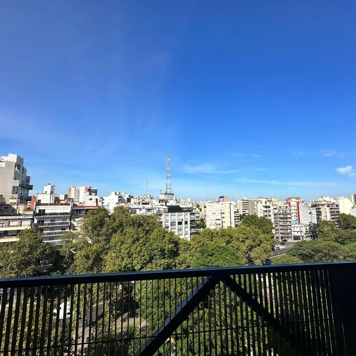 Квартира-студия с мебелью и балконом в Buenos Aires