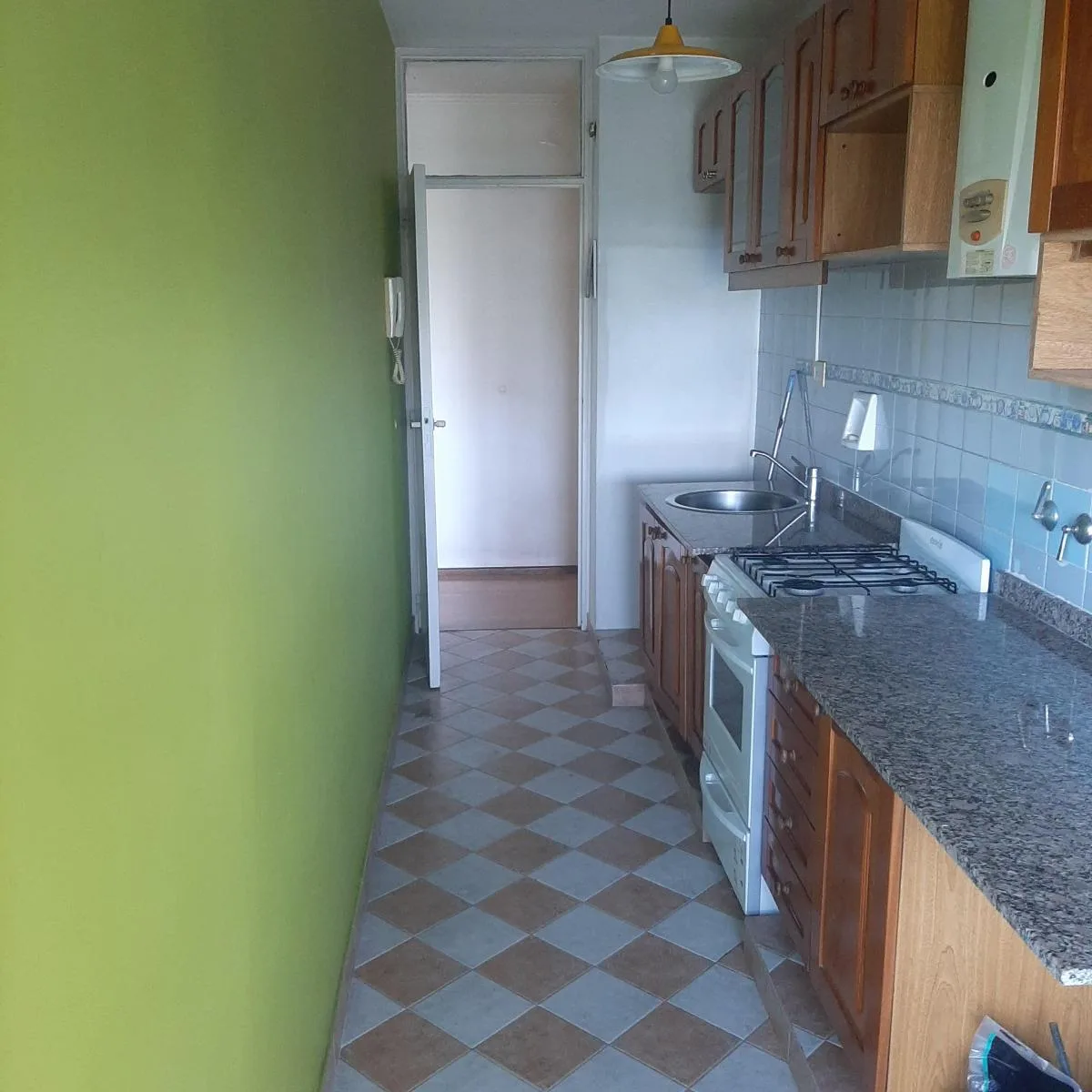 Departamento de 3 Ambientes en Excelente Estado, Opción Cochera