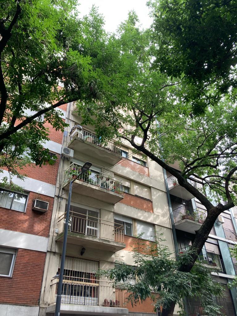 Apartamento de 4 ambientes de frente em Palermo