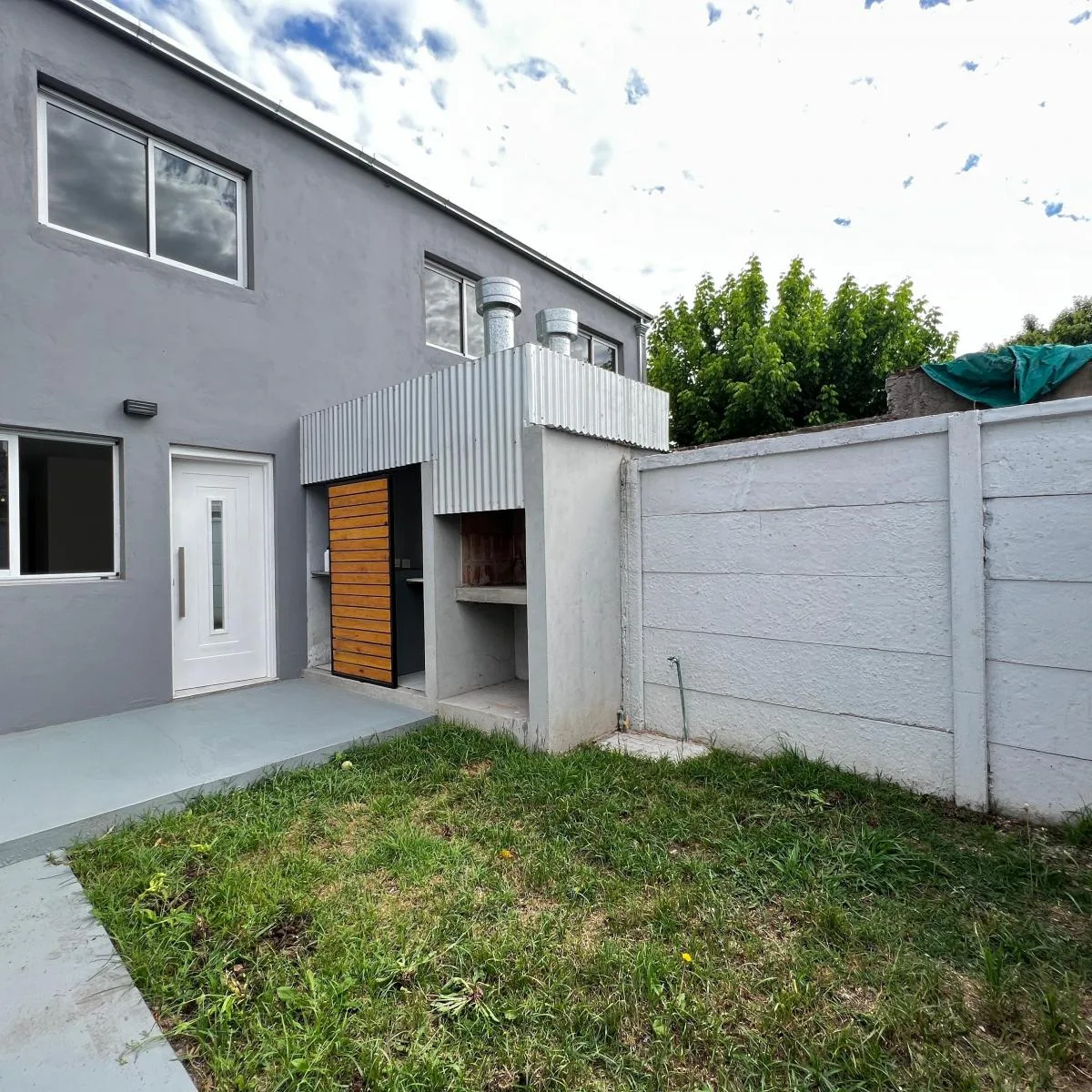 Alquiler de Casa 2 Ambientes en Rafael Calzada, Almirante Brown