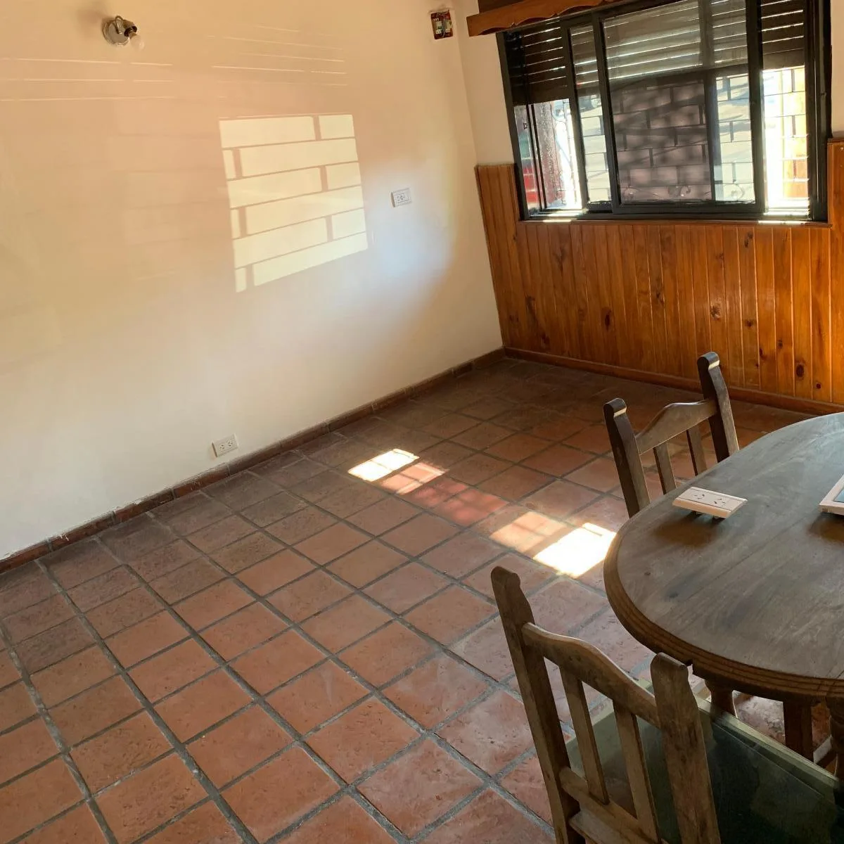 Apartamento de dois ambientes de frente em Avellaneda