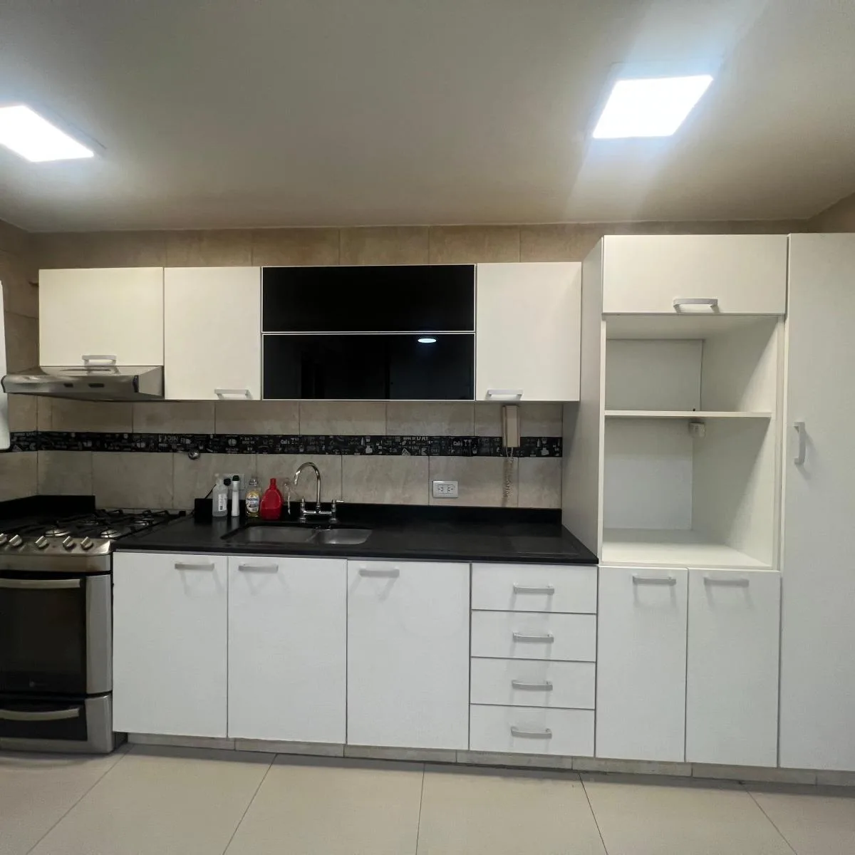 Apartamento de quatro ambientes em Caballito