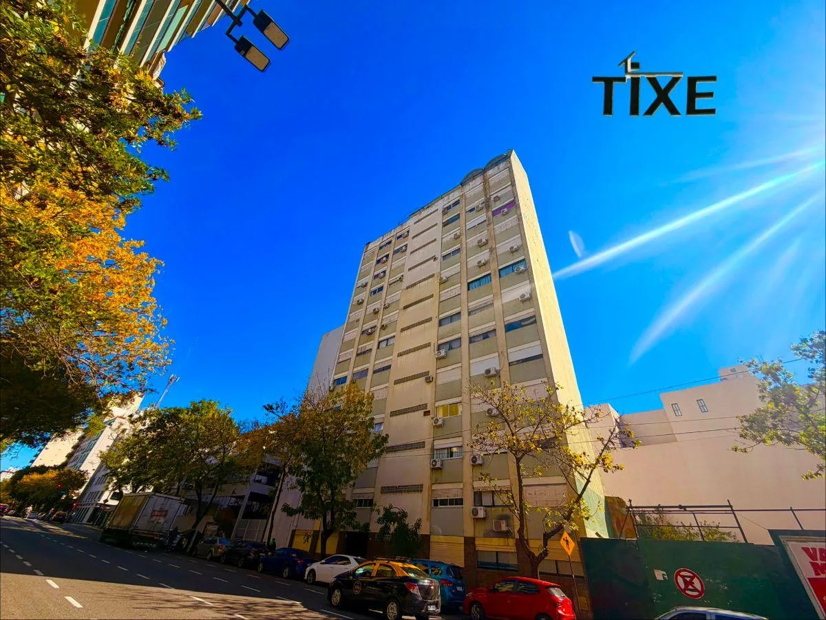 Departamento de 2 ambientes en San Telmo en piso 11 al noreste