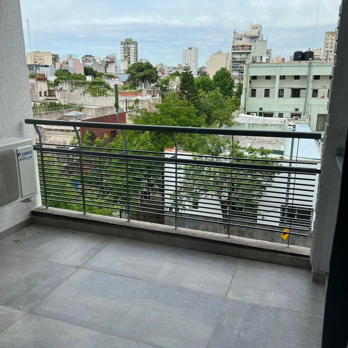 Monoambiente con balcón en Villa Crespo