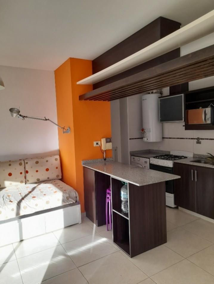 Квартира-студия с мебелью в Lomas de Zamora