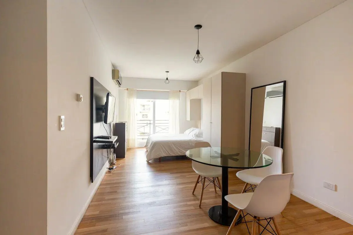 Furnished studio apartment with pool in Núñez