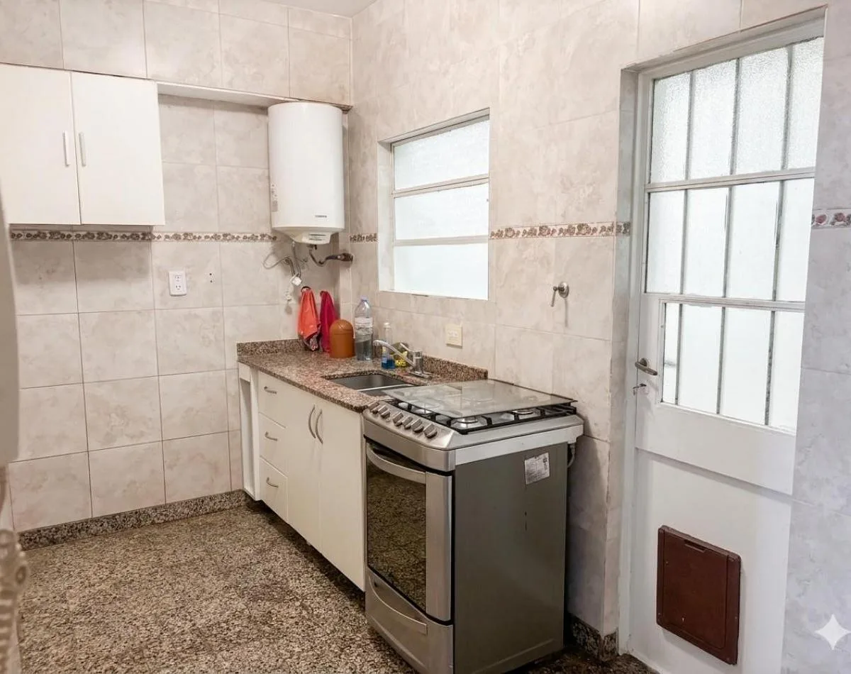 Departamento de 2 ambientes en planta baja en Olivos