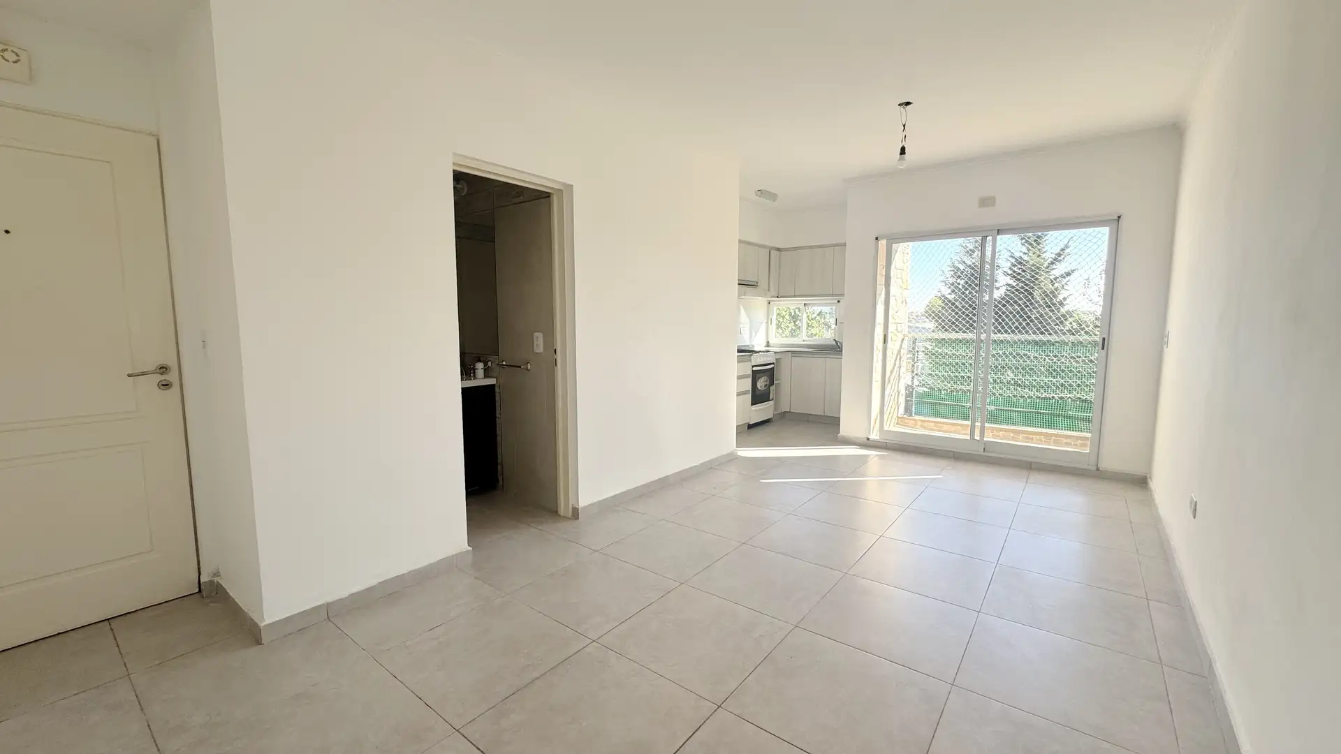 Departamento de 2 ambientes con balcón en Caseros