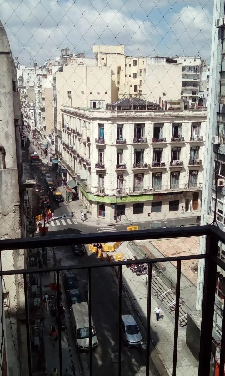 Квартира с 2 спальнями с окнами на улицу в San Nicolás