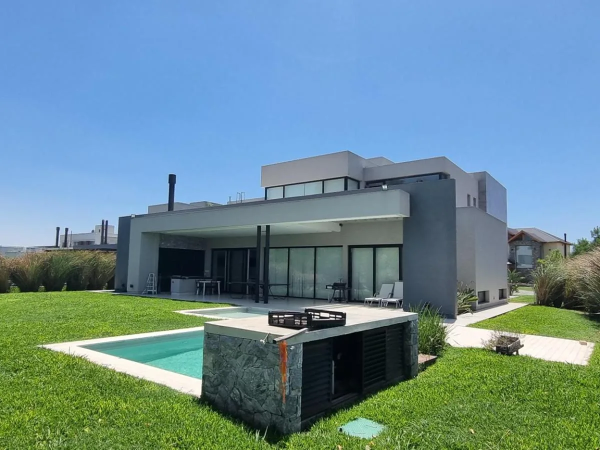Hermosisima Casa Minimalista