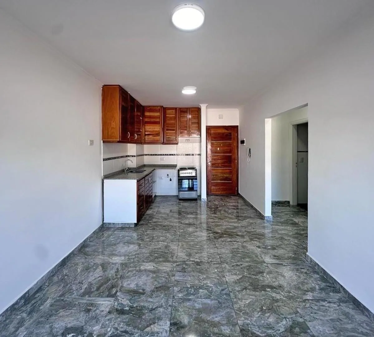 Departamento 2 ambientes con balcón