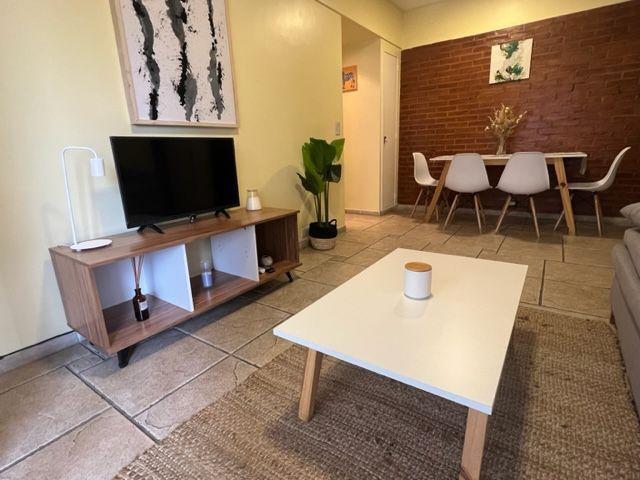 Departamento amoblado de 2 ambientes con balcón en Caballito