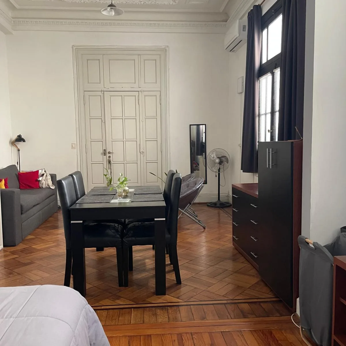 Monoambiente Amoblado en Alquiler en Congreso, 45 m&sup2; con Seg. 24 H