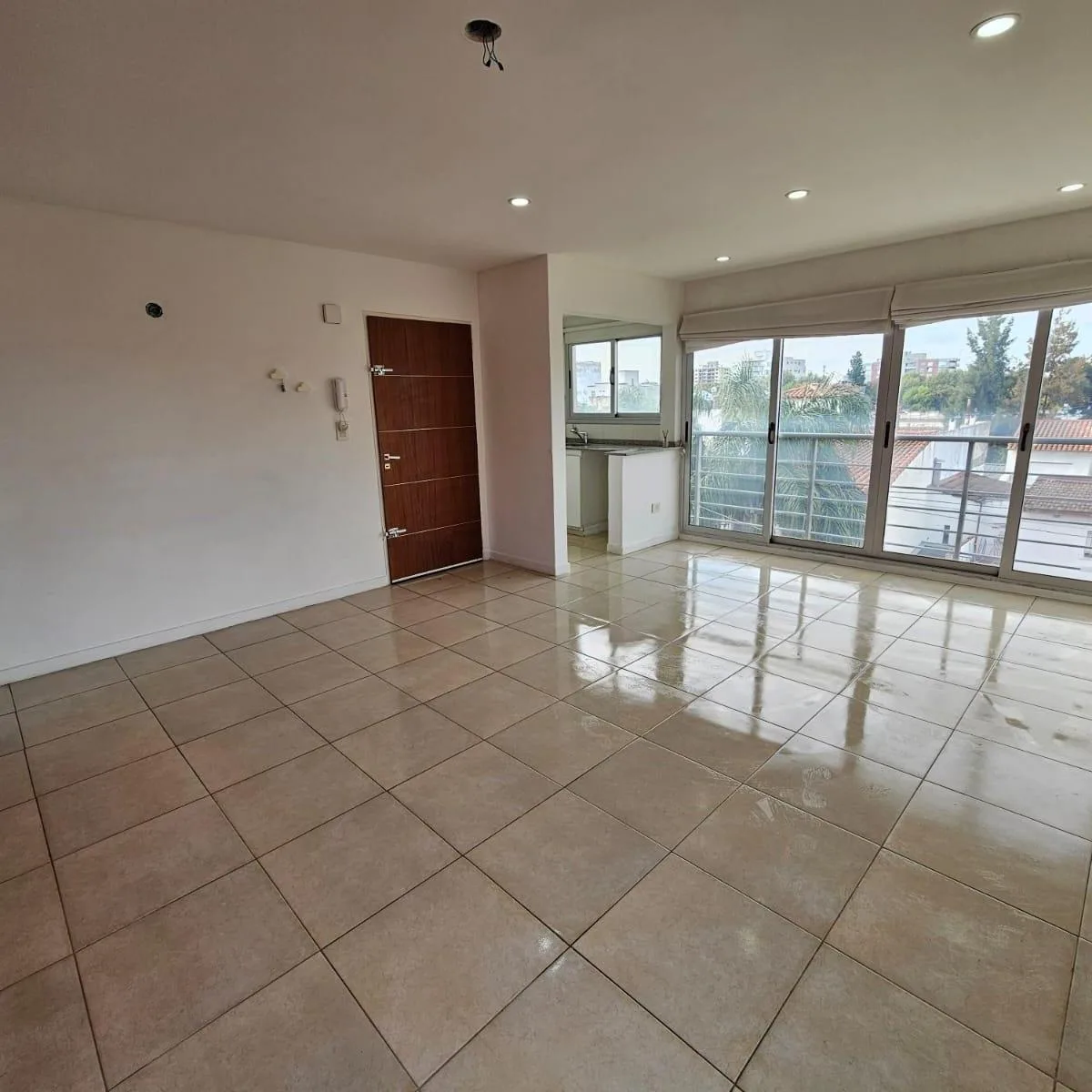 Alquiler Departamento 2 Ambientes con Cochera en Ituzaingo