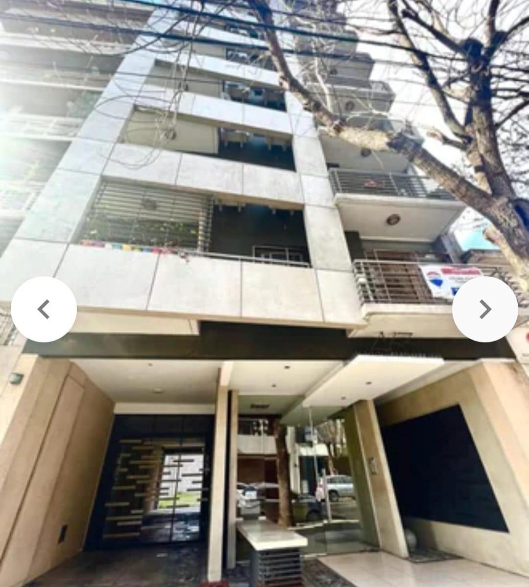 Monoambiente con balcón en Caballito