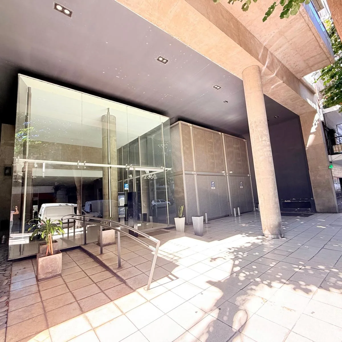 Departamento de 3 ambientes con cochera en Belgrano