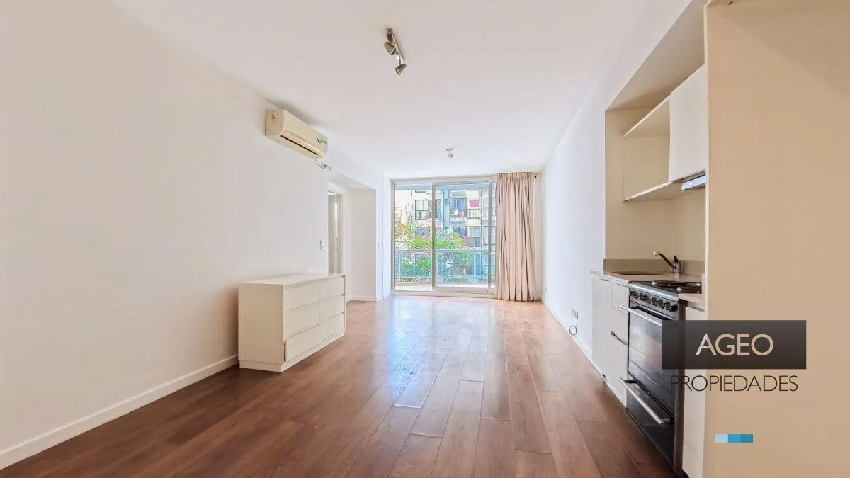 Studio with balcony and amenities