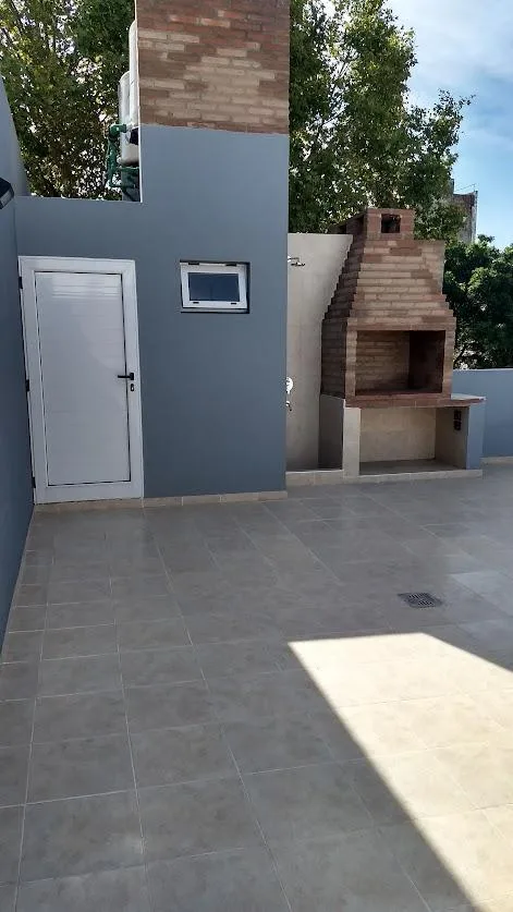 2BR with terrace and covered parking